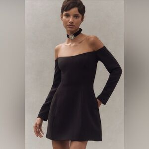 Bardot Nadene Off-The-Shoulder Hourglass
Mini Dress